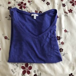 dELiA’s tee shirt v neck size XL
